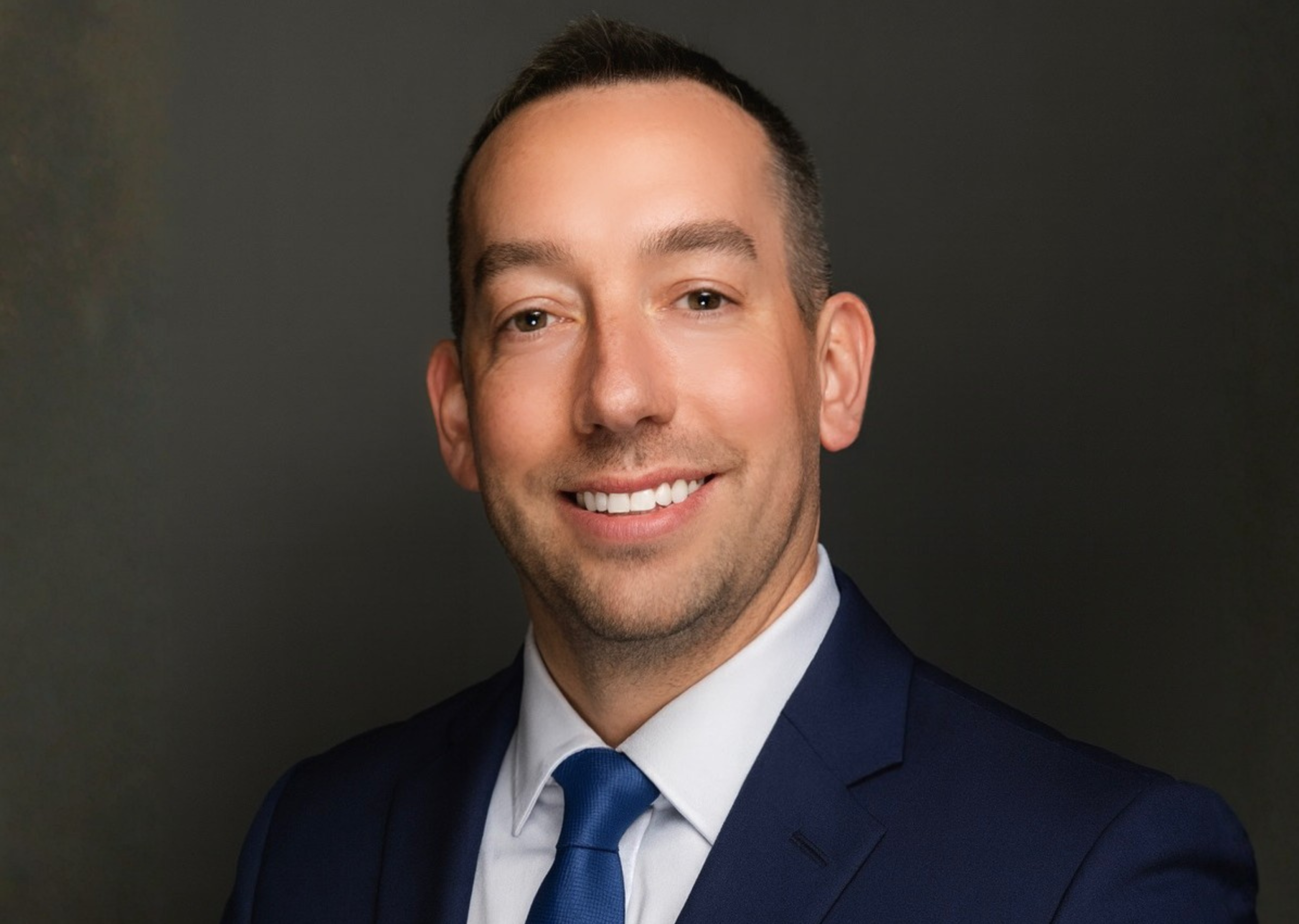 mr-ashley_simpson_consultant_PNI_surgeon